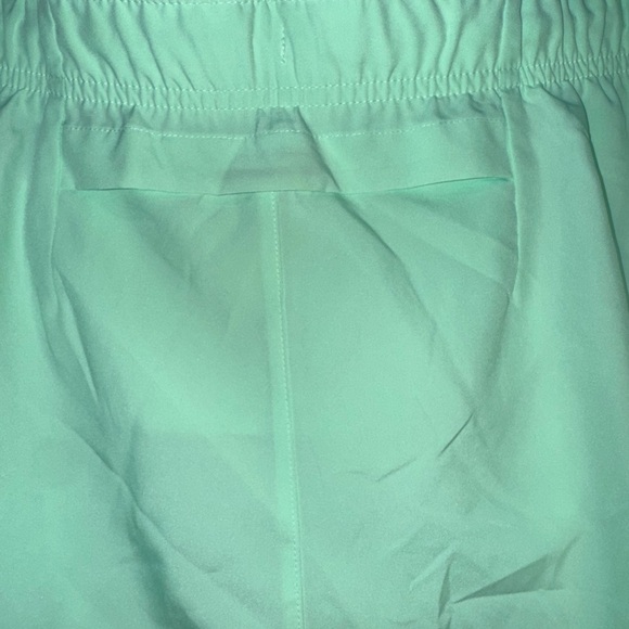 Nike Challenger Women’s Dri-FIT Running Shorts XXL Mint-light Green - Picture 3 of 12